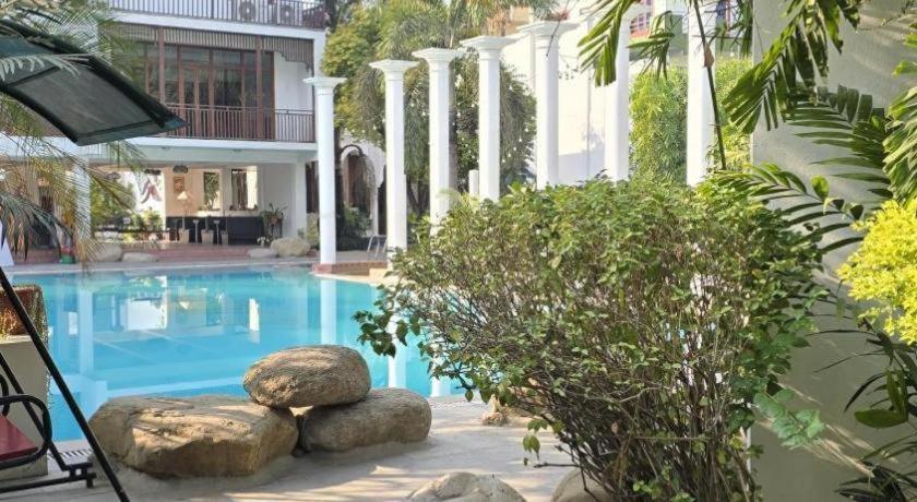 Club Denovo Butwal Exterior foto