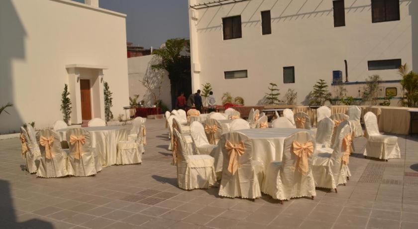 Club Denovo Butwal Exterior foto