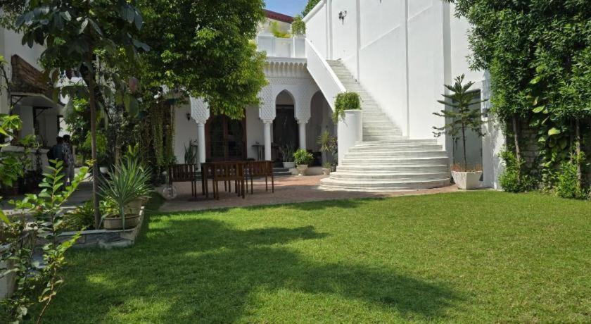 Club Denovo Butwal Exterior foto